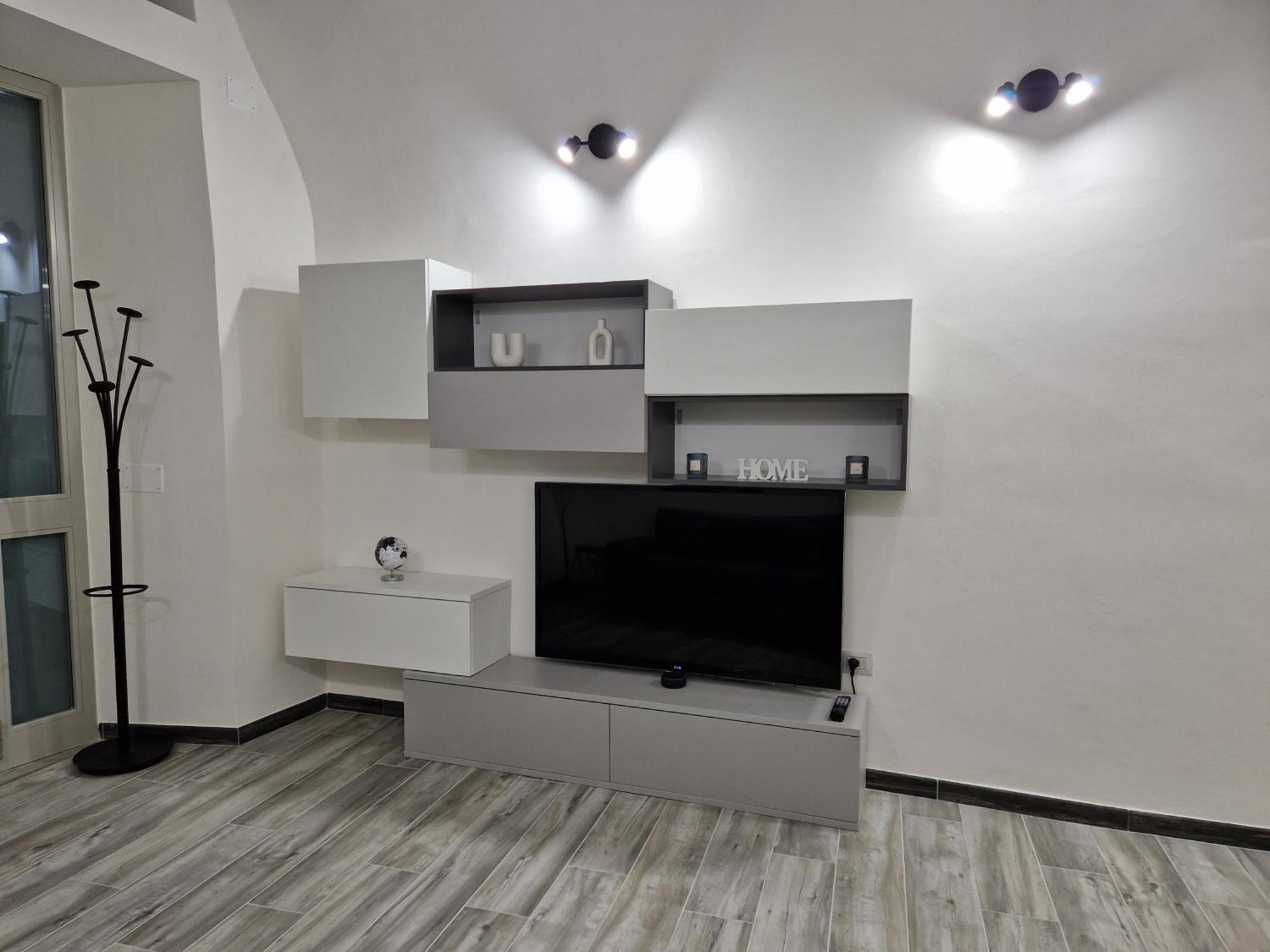 Stylish Apartment *